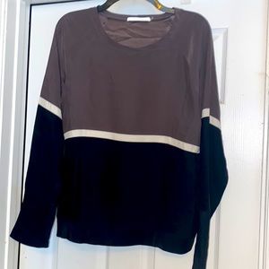 ELAINE KIM SILK GREY BLACK WHITE STRIPED BLOUSE SZ P